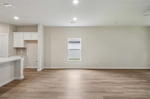 369 Declan Street - Photo 11