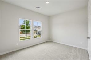 369 Declan Street - Photo 18