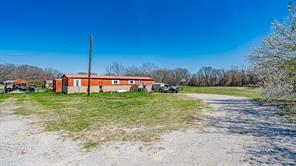 528 Stonegate Drive - Photo 2