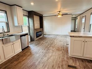 3003 Elmwood Drive - Photo 3