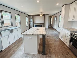 3005 Elmwood Drive - Photo 3