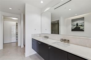 2408 Victory Park Lane - Photo 17