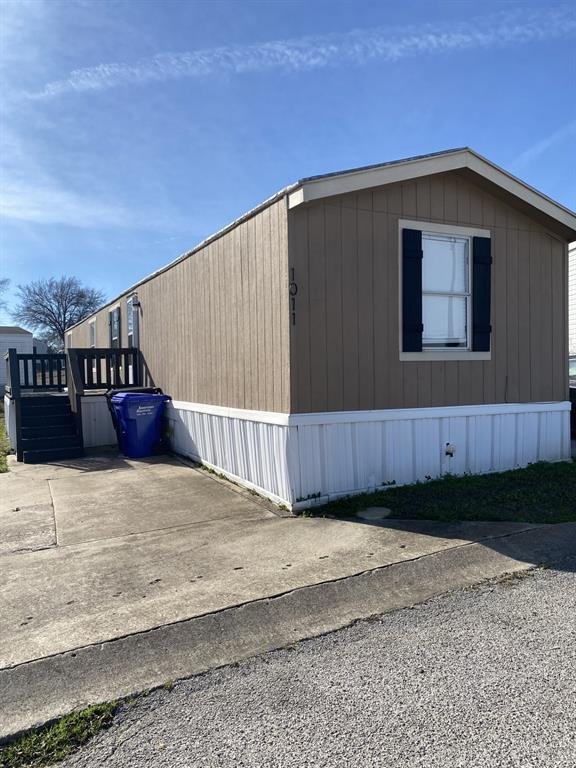 1011 Lavon Court