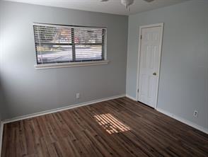 8747 Mosswood Drive - Photo 10