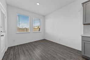 5029 Salinger Drive - Photo 10