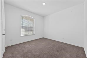 5029 Salinger Drive - Photo 18
