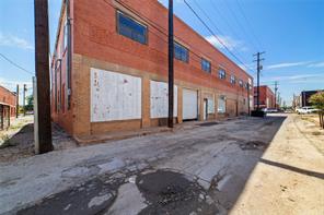 115 E Pecan Street - Photo 25