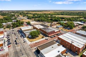115 E Pecan Street - Photo 5