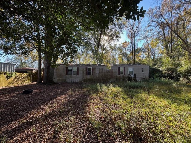 1233 Suncrest Circle