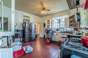 540 12th Street SE - Photo 10