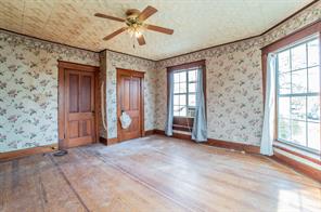 540 12th Street SE - Photo 20