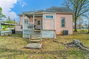 540 12th Street SE - Photo 29