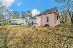540 12th Street SE - Photo 30