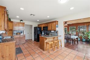 8919 County Rd. 2310 - Photo 10
