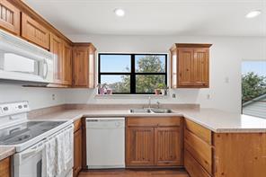 8919 County Rd. 2310 - Photo 27
