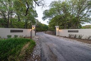 1600 Historic Lane - Photo 3