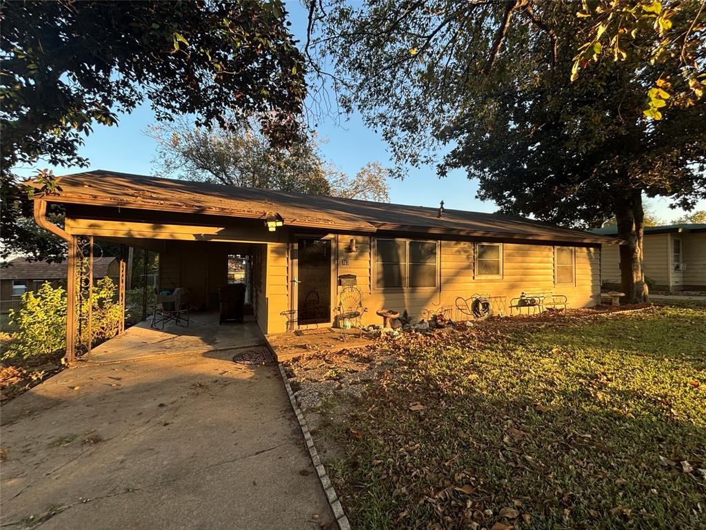 703 S 32nd Street - Photo 1