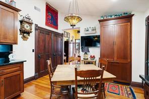 300 W 6th Street - Photo 18