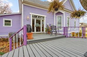 300 W 6th Street - Photo 34