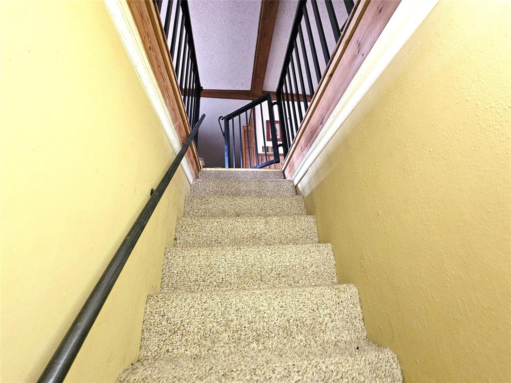 2240 County Road 2162 - Photo 16