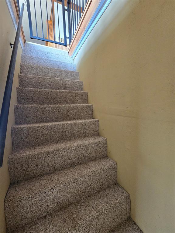 2240 County Road 2162 - Photo 19