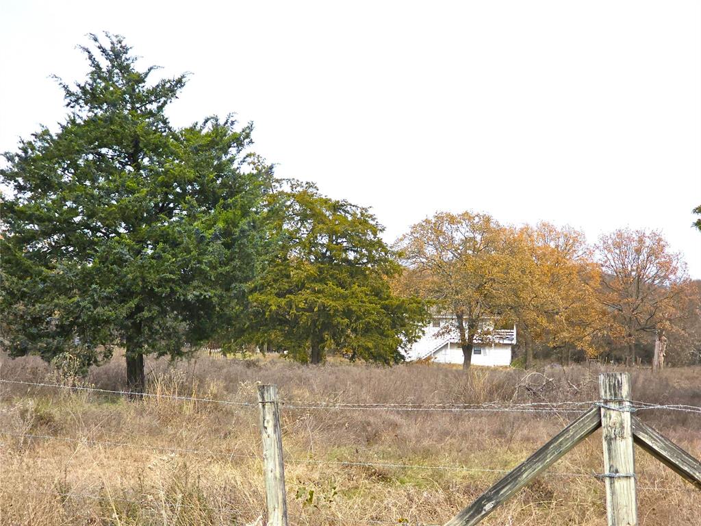 2240 County Road 2162 - Photo 4