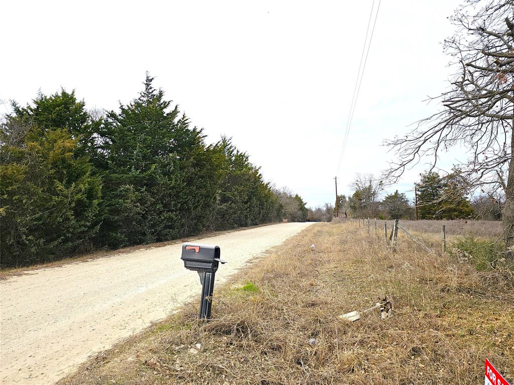 2240 County Road 2162 - Photo 6