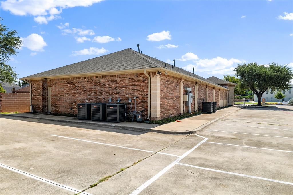 450 W Harwood Road - Photo 4