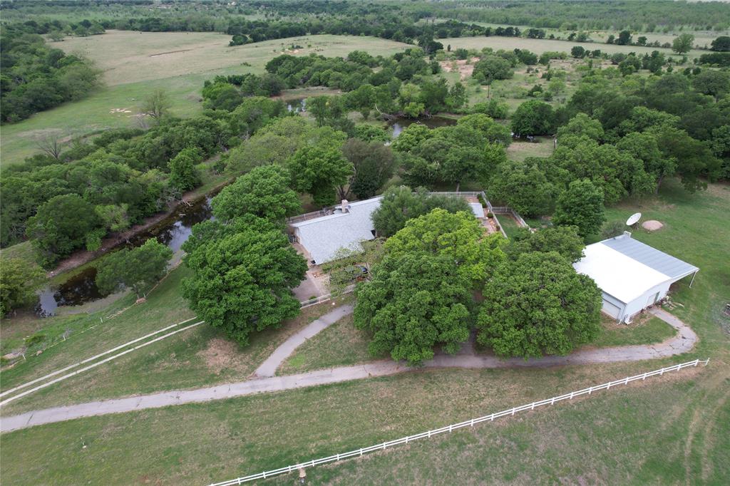 5300 Highway 2247 - Photo 6