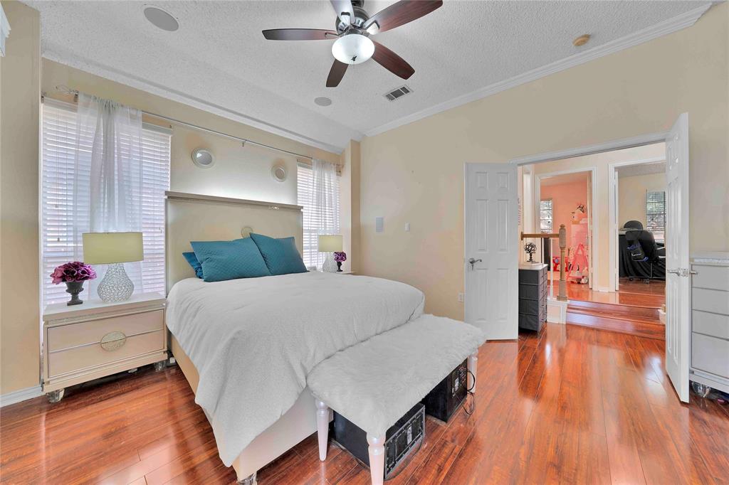 9352 Riverwalk Lane - Photo 11