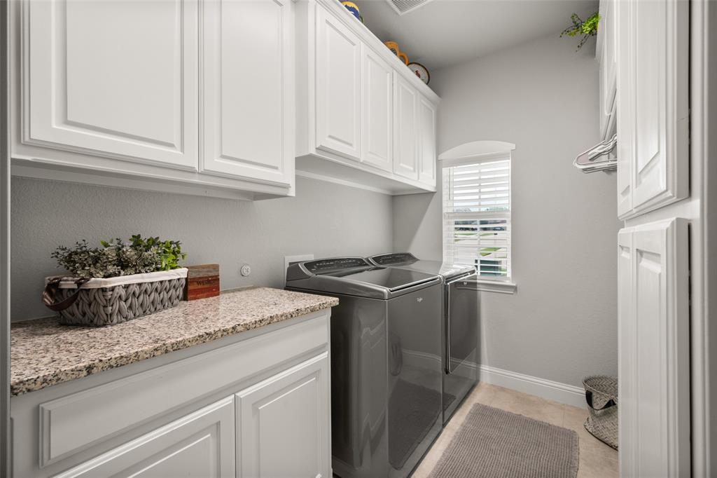 1921 Middleton Drive - Photo 33