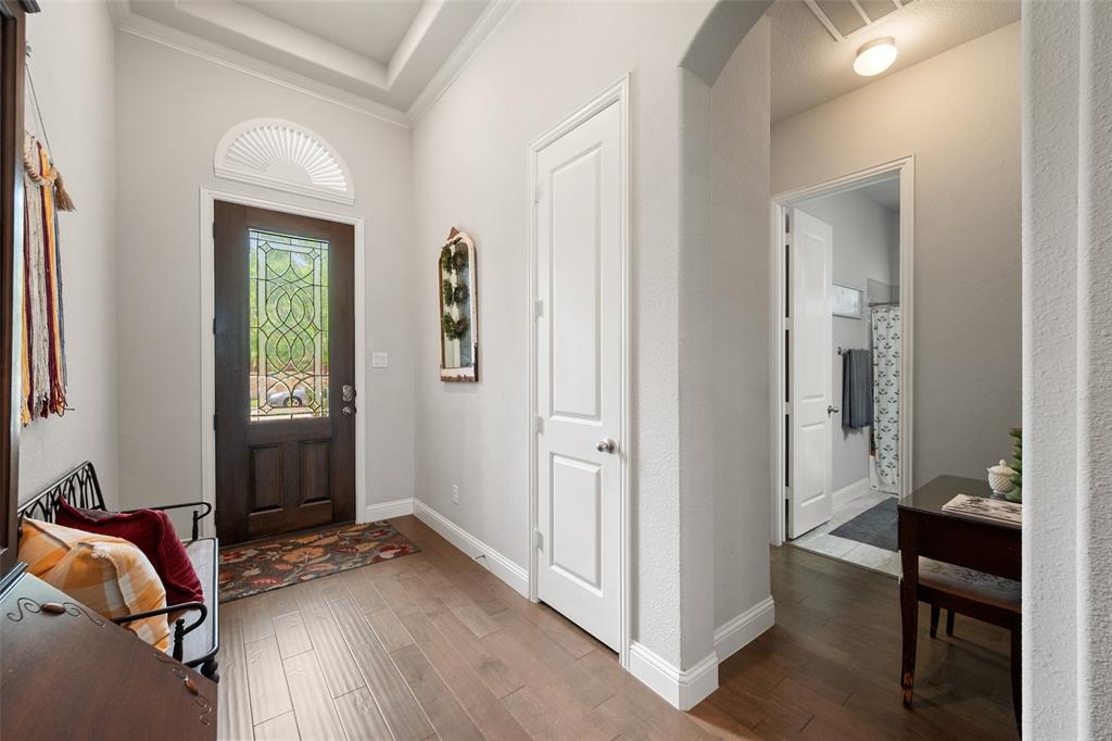 1921 Middleton Drive - Photo 6