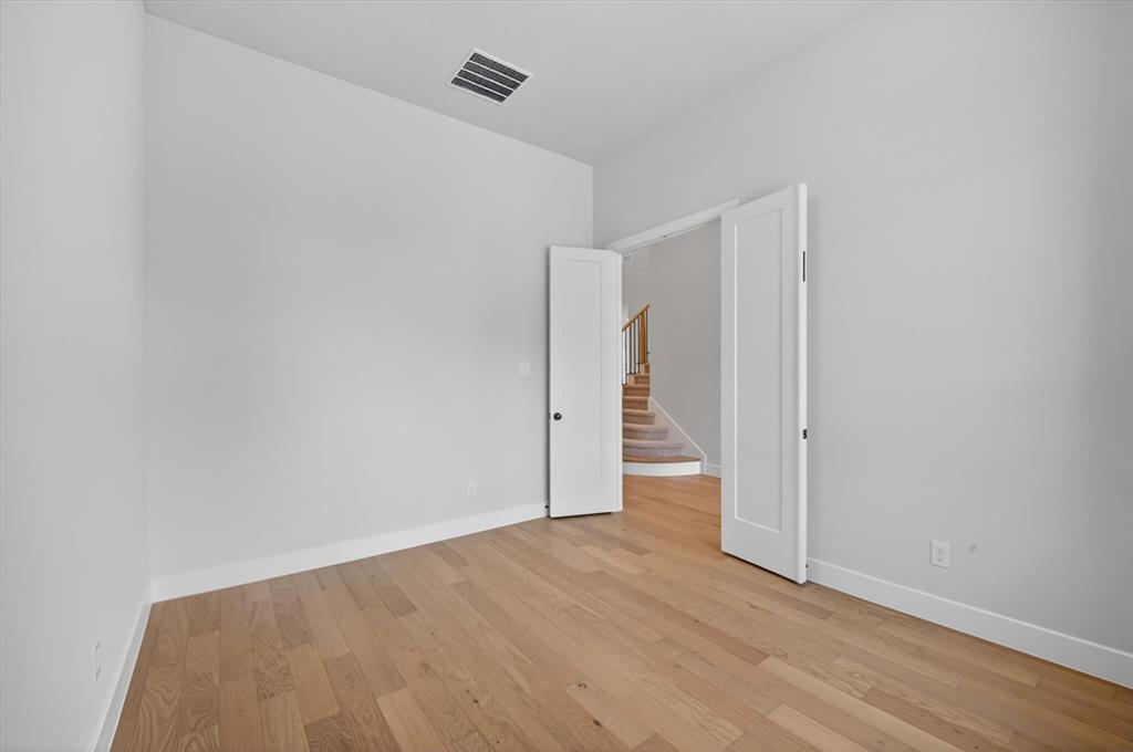 932 Shady Oaks Drive - Photo 12