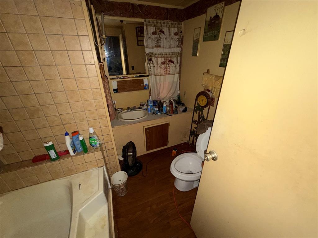 205 Barker Street - Photo 11