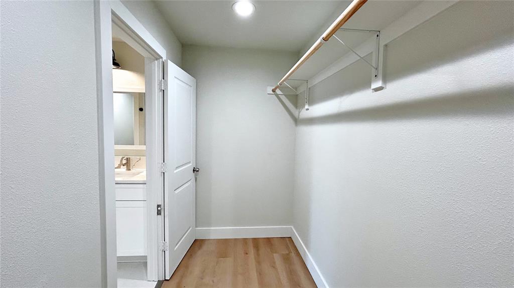1024 Murray Court - Photo 16