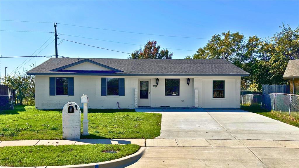 1024 Murray Court - Photo 2