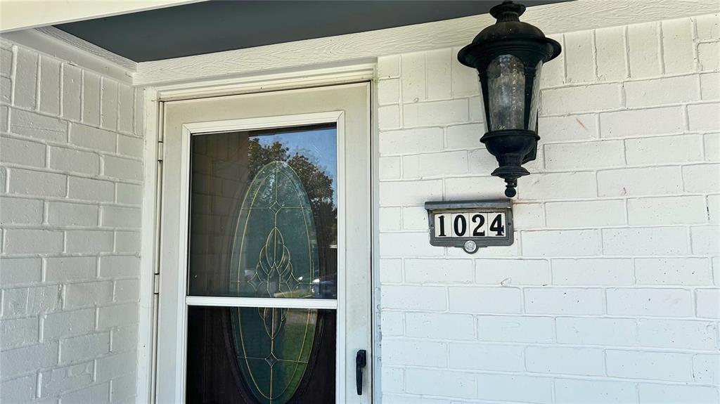 1024 Murray Court - Photo 3