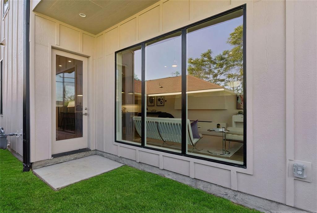 6607 Roper Street - Photo 29