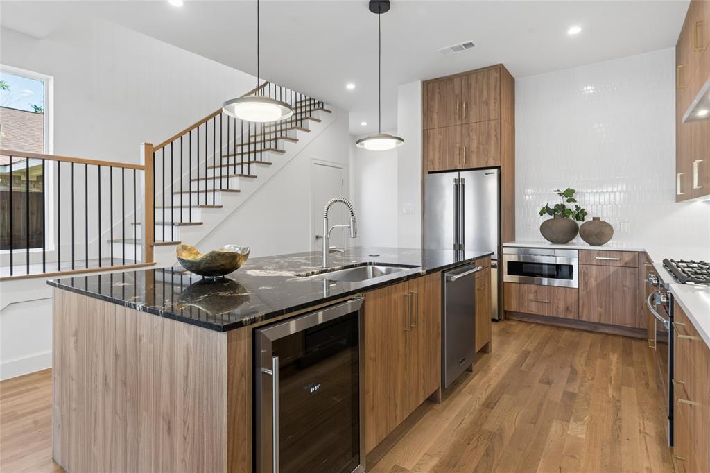 6607 Roper Street - Photo 3