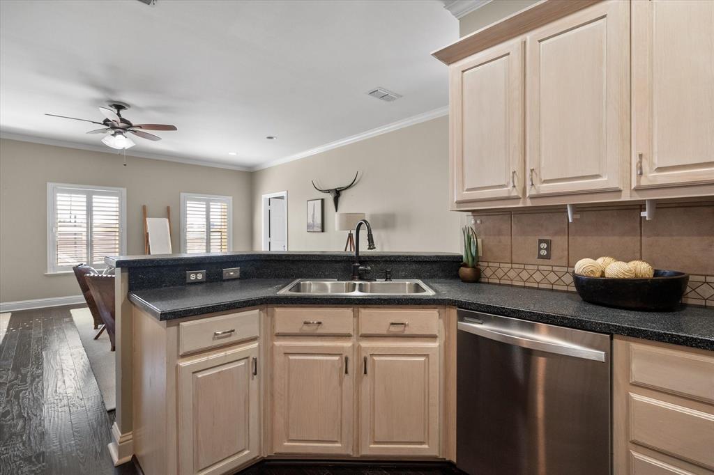 603 W 6th Avenue - Photo 26