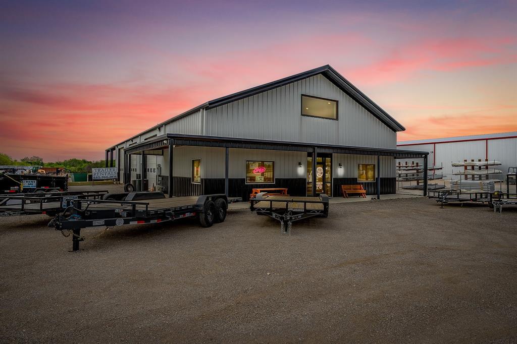 7209 N Highway 171 - Photo 1