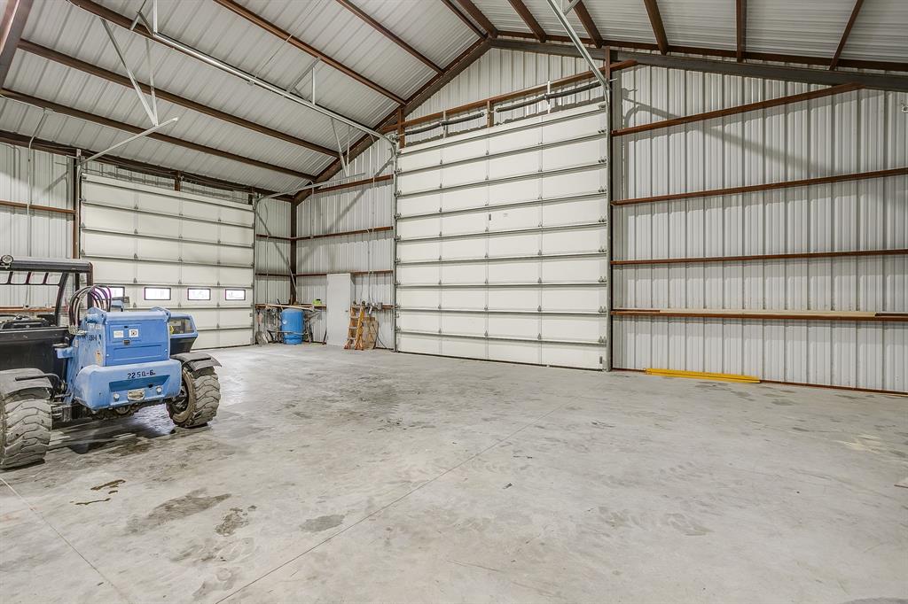 7209 N Highway 171 - Photo 23