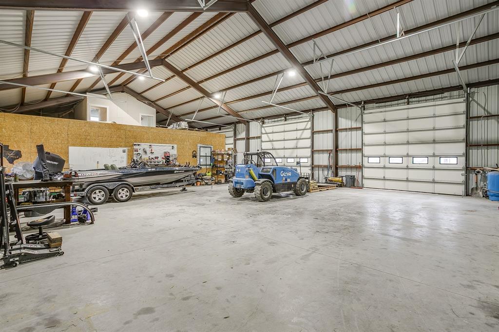 7209 N Highway 171 - Photo 24