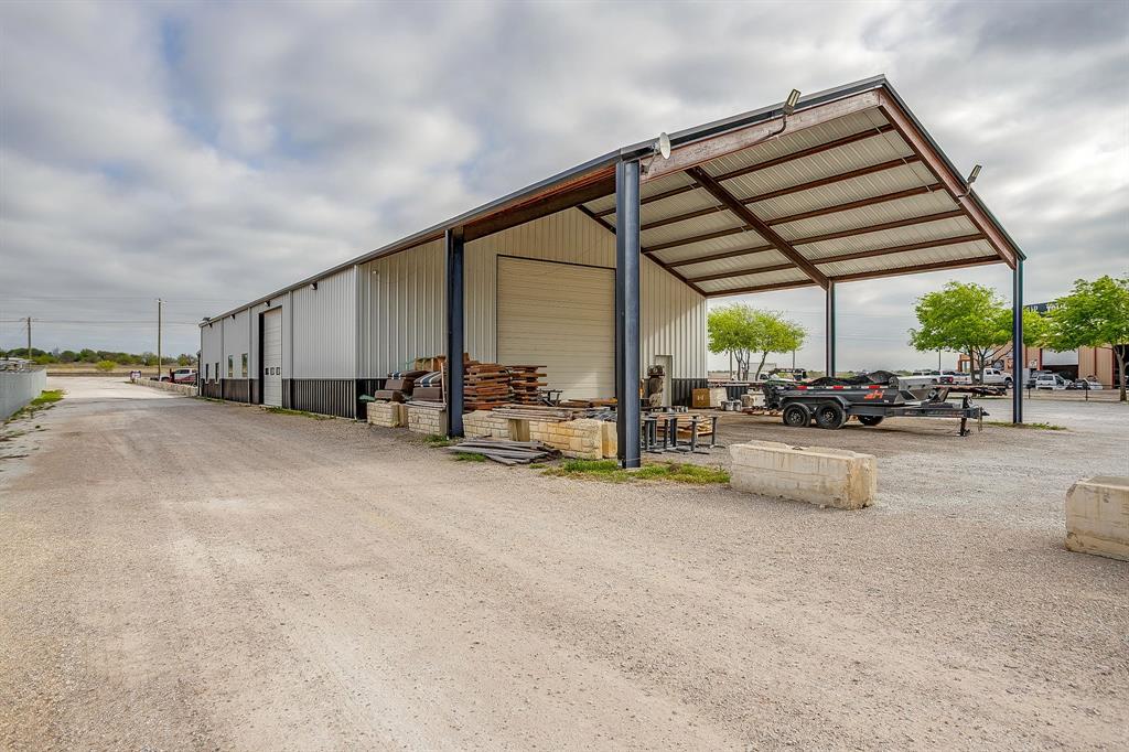 7209 N Highway 171 - Photo 31