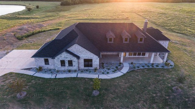 4112 County Road 1098