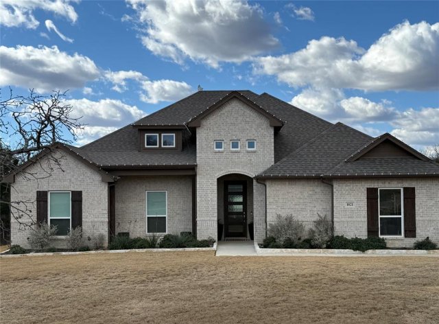 1021 Churchill Lane