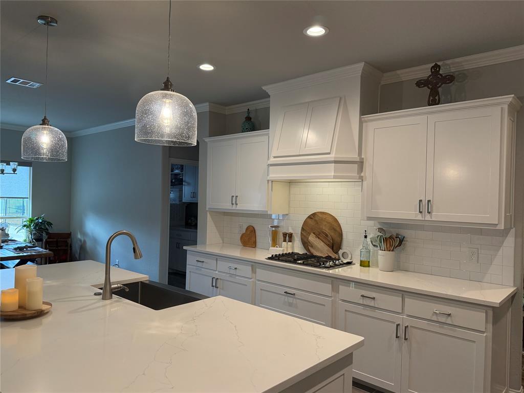 1021 Churchill Lane - Photo 10