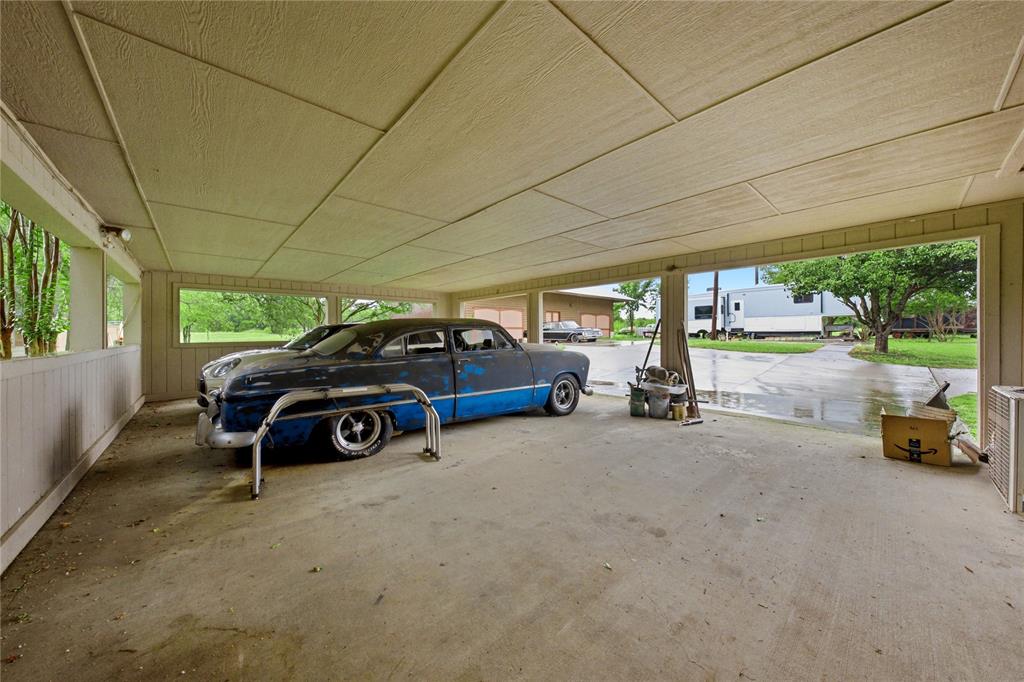 12044 Highway 14 - Photo 31
