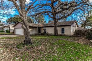 2108 Warwick Drive - Photo 2