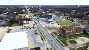 3907 Lee Street - Photo 4